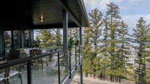 2018 Wings Above Kamloops House - Balcony